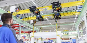 Crane sets for universal cranes